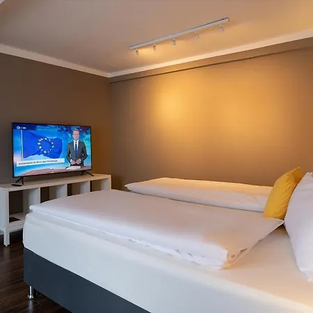 Boutique-hotel Zum Gruenen Baum Hotel 3*