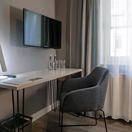 Hotel Boutique-hotel Zum Gruenen Baum 3*