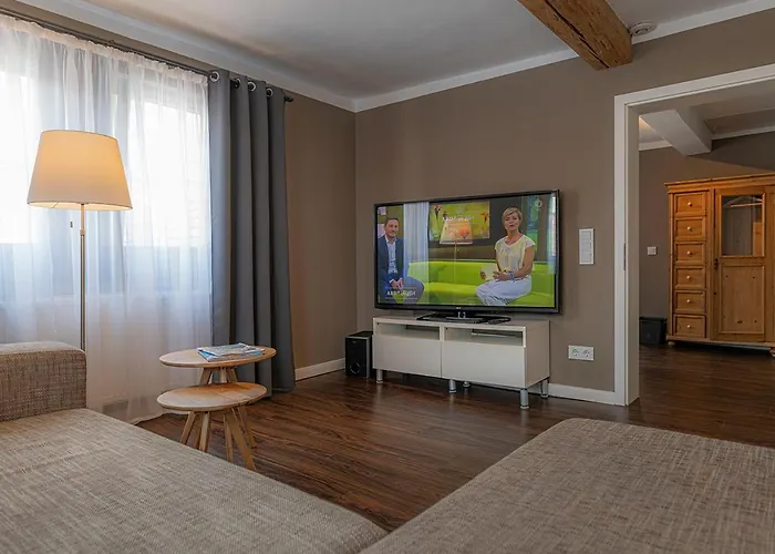 Boutique-hotel Zum Gruenen Baum 3*