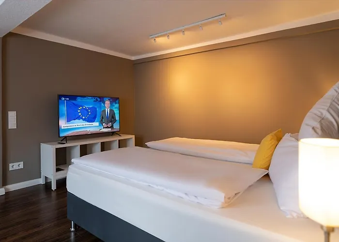 Boutique-hotel Zum Gruenen Baum Hotell 3*