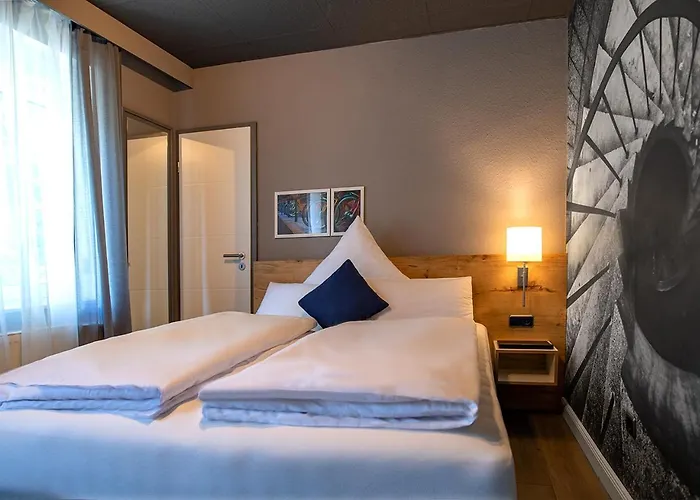 Boutique-hotel Zum Gruenen Baum Отель 3*